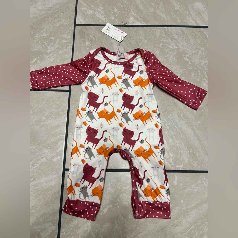 pete + lucy newborn 0-3 kitten pattern Long Sleeve romper Cotton Blend  Soft